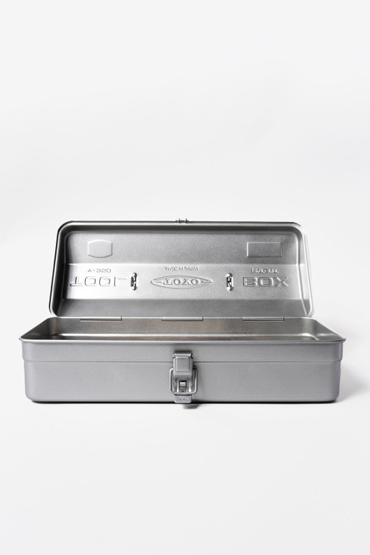 silver-toolbox-toyo-y350-front-opened