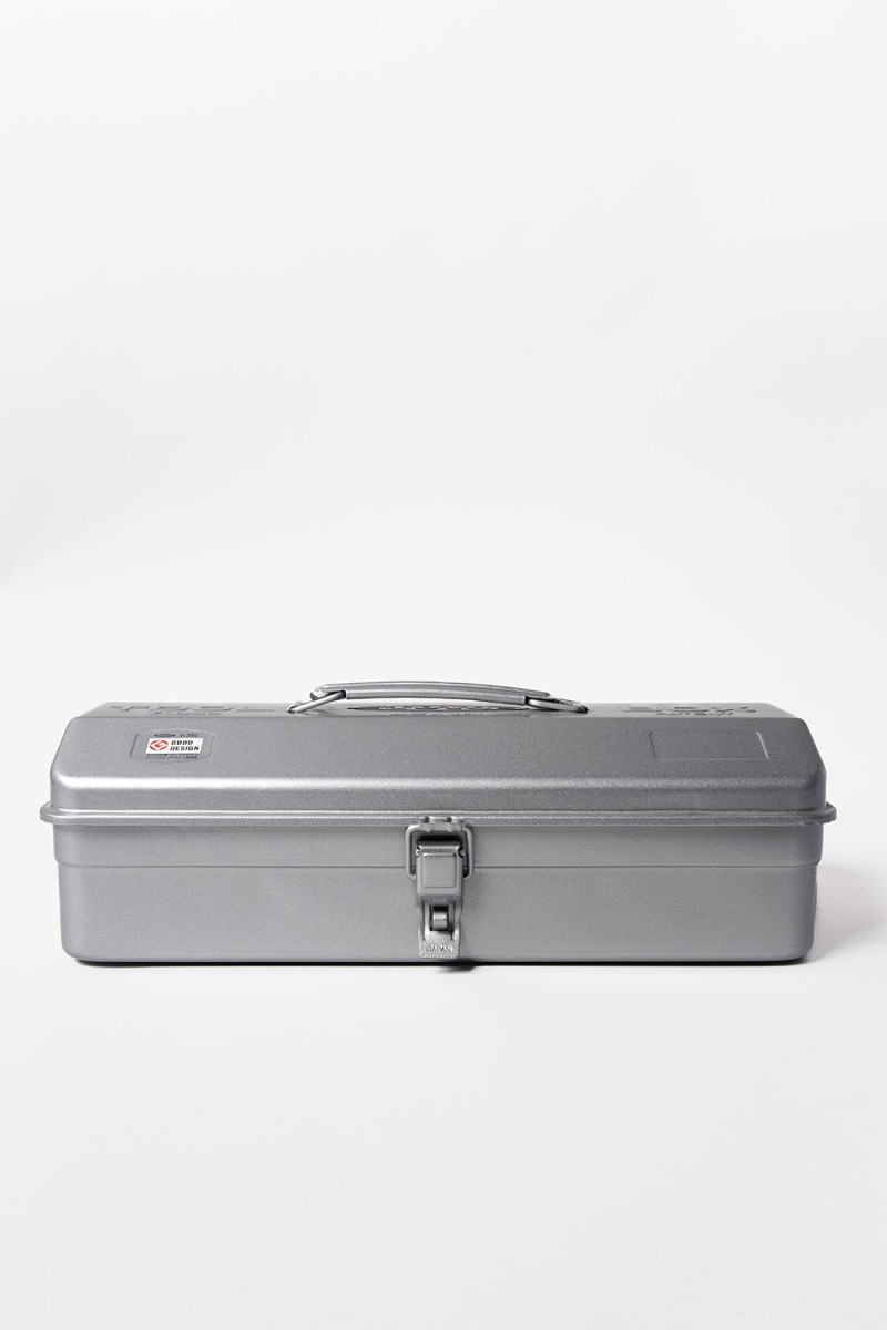 silver-toolbox-toyo-y350-front-closed