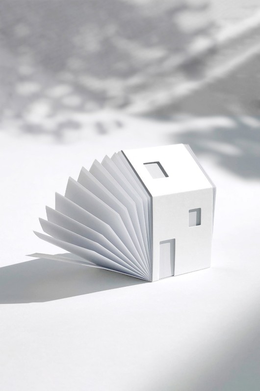 white-house-shaped-notepad-pages-opened
