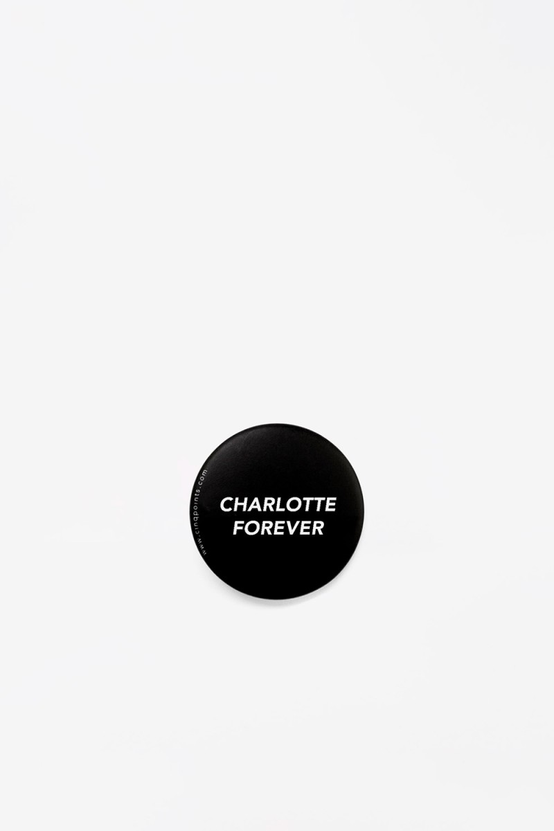 Black-pin-Charlotte-forever