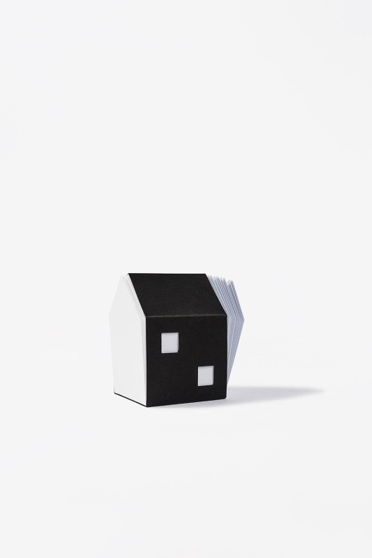black house-shaped notepad - side view