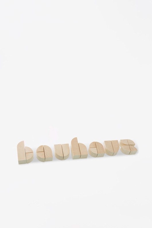 archiblocks-bauhaus-construction-game-blocks-forming-the-word-bauhaus