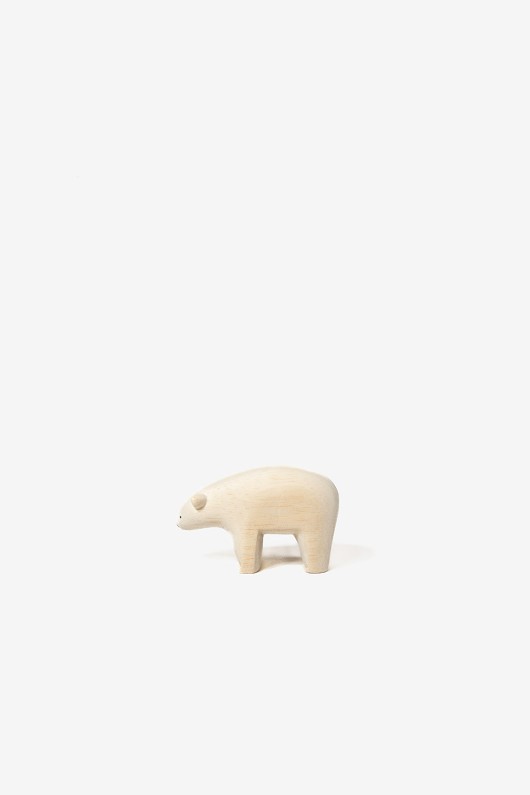 polar-bear-wooden-figure-side-view