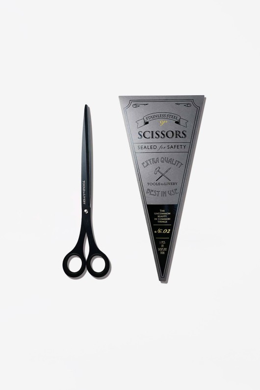 pair of 9 inches black scissors with packaging