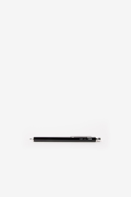 stylo bille noir allongé