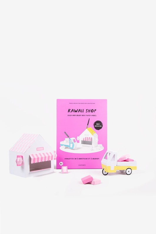 Maquette-en-papier-a-construire-Kawaii-Shop-de-face-colorie