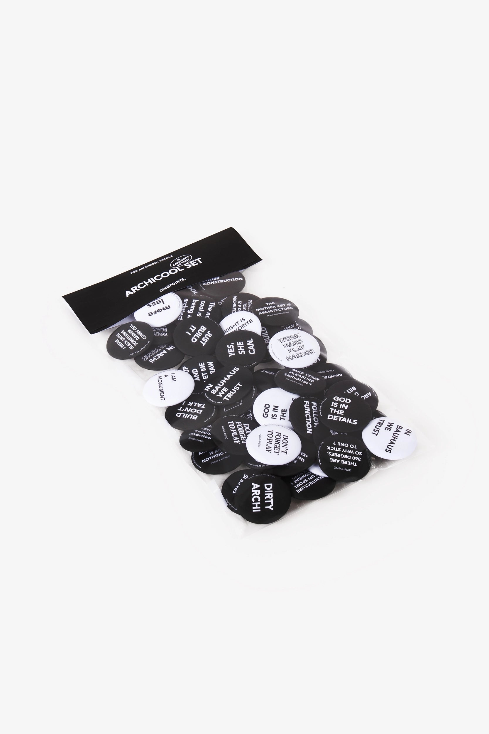 Pack of 50 badges