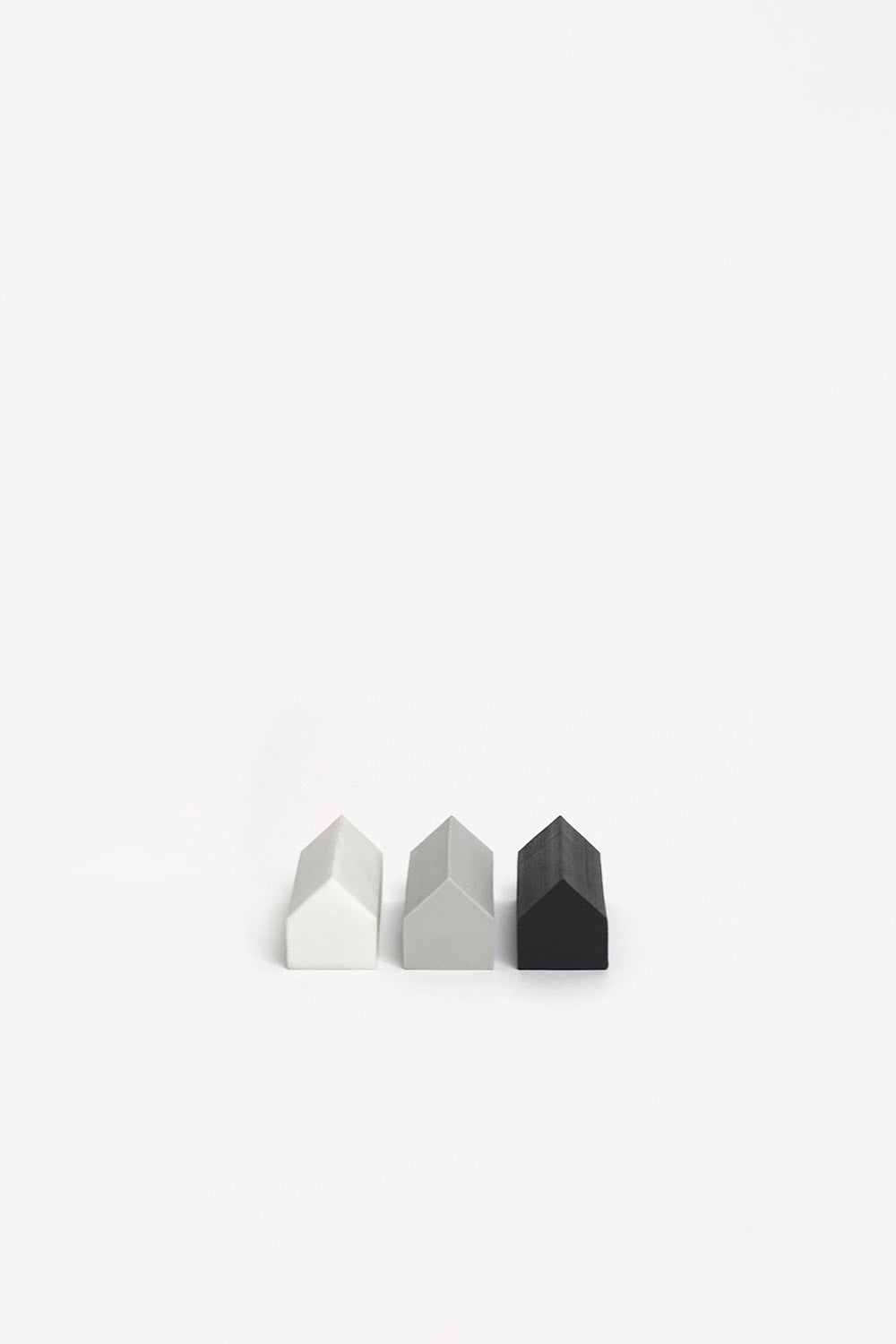 Set of 3 erasers shaped as houses