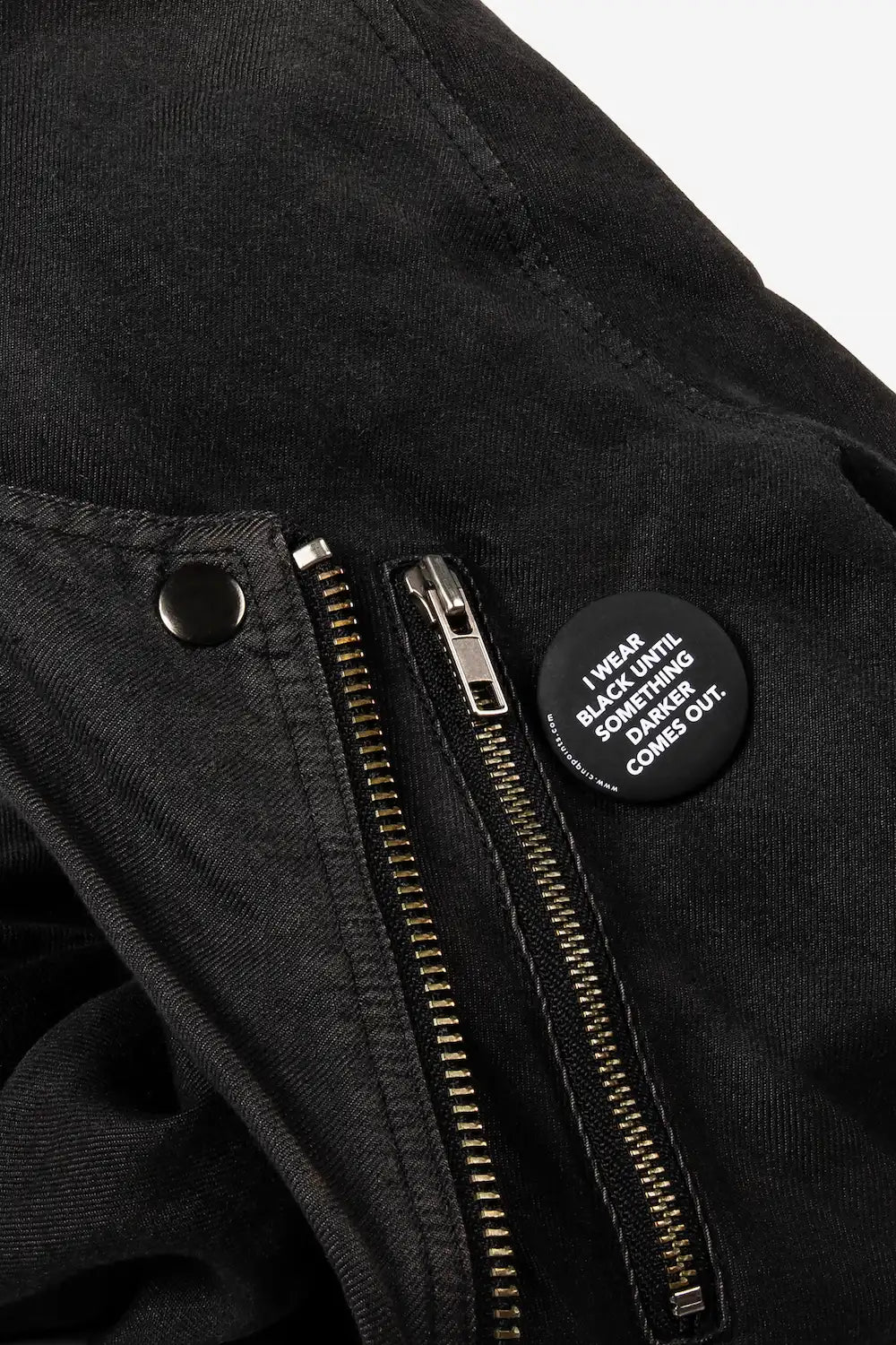 I wear black- Badge